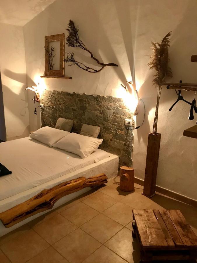 I Ginepri Bed and Breakfast Teulada Buitenkant foto