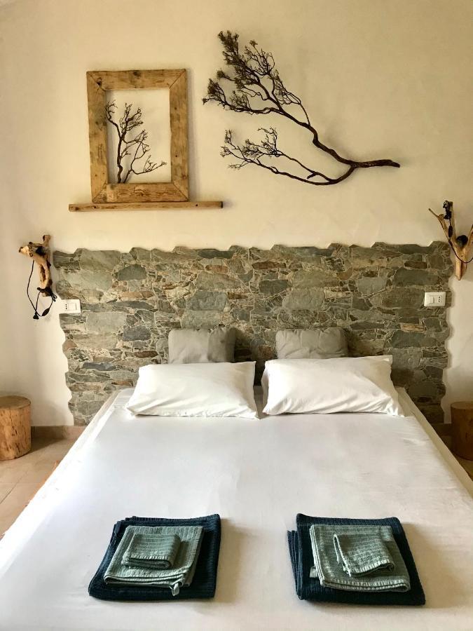 I Ginepri Bed and Breakfast Teulada Buitenkant foto